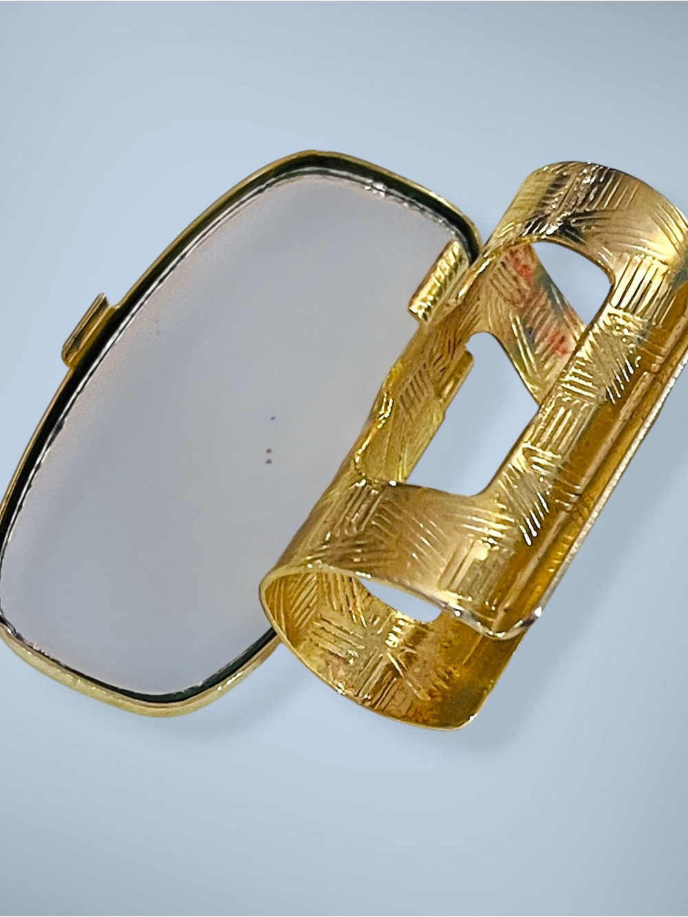 Vintage MidCentury Gold Tone and Blue Enamel Floral Lipstick Holder Mirror Case - Picture 11 of 14